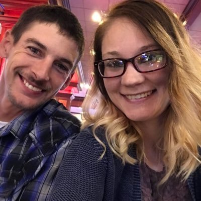 Profile Picture of Amanda Badgett (@badgettfamily4) on Twitter