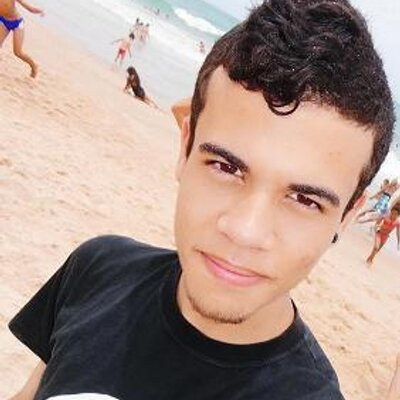 Profile Picture of Tom Crahan (@tomcrahan) on Twitter