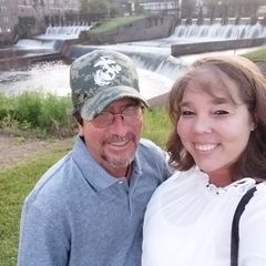 Profile Picture of carynlamar (@carynlamar) on Tiktok