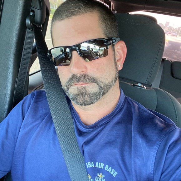 Profile Picture of David Fisher (@lilbigfish2014) on Poshmark