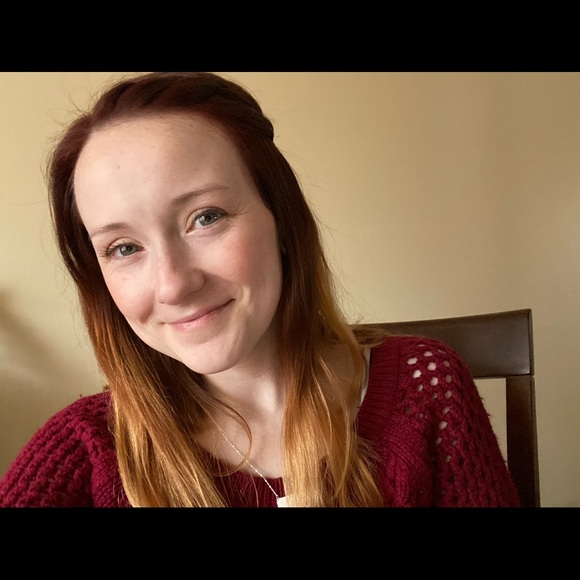 Profile Picture of Jaclyn Duff (@jaclynduff) on Poshmark