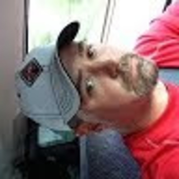 Profile Picture of Jeremy Cochran (@gonaway75) on Poshmark