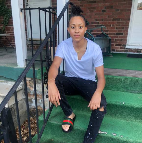 Profile Picture of Cameron Awkard (@ccballer619) on Poshmark