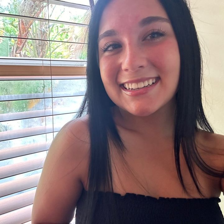 Profile Picture of Hannah Manning (@user1497283467812) on Tiktok