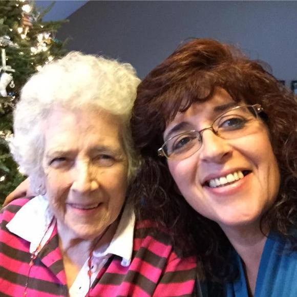 Profile Picture of Ann-marie Mclaughlin (@ammac0529) on Poshmark