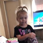 Profile Picture of Tracy Burchfield (@tracyburchfield9) on Instagram