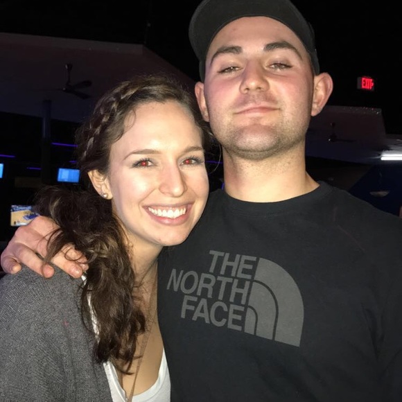 Profile Picture of Amelia Newton (@ameliarose1793) on Poshmark