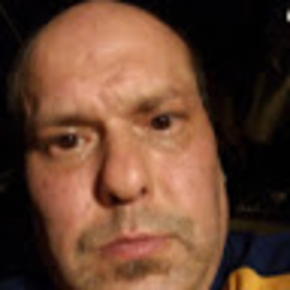 Profile Picture of Joe Hoover (@hjoe96464) on Poshmark