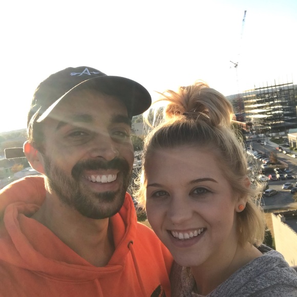 Profile Picture of Daniel Venegas (@daniel_venegas) on Poshmark