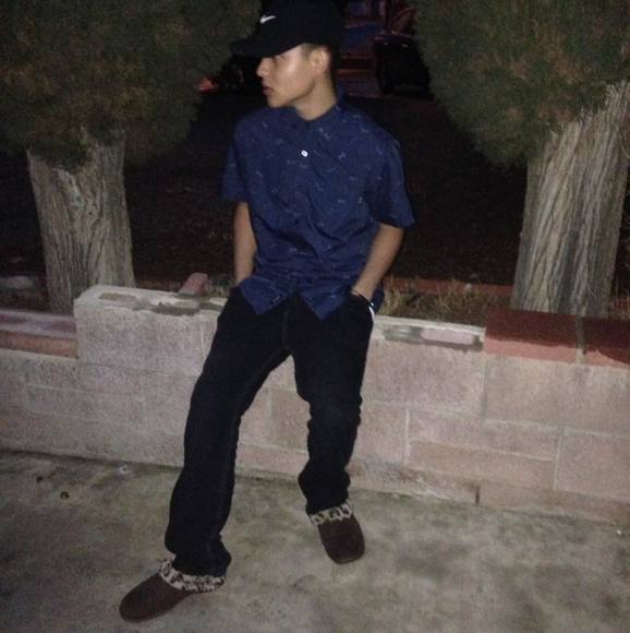 Profile Picture of Daniel Olguin (@strex_7) on Poshmark