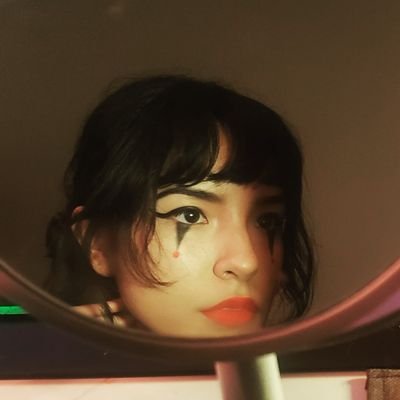 Profile Picture of Ruby Faust (@_duskbat) on Twitter