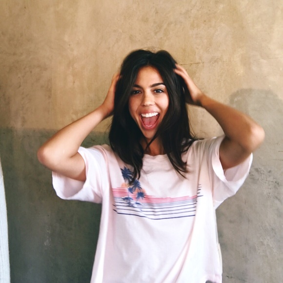 Profile Picture of Kristin Zimber (@kristinzimber) on Poshmark