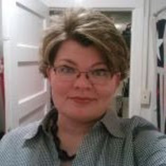 Profile Picture of Amanda Winstead (@kpwsmom) on Poshmark