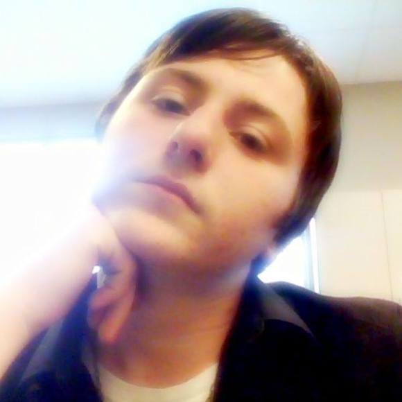 Profile Picture of Thomas Goolsby (@ih8schoolnow) on Poshmark