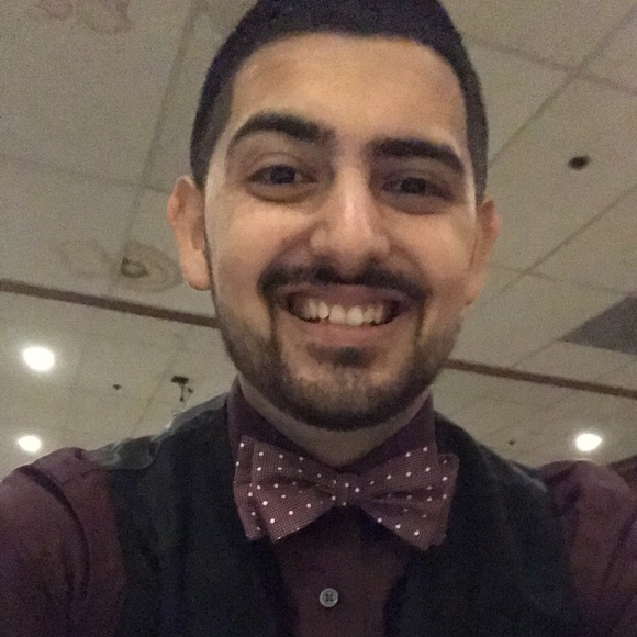 Profile Picture of Chris Alarcon (@chriskross26) on Poshmark
