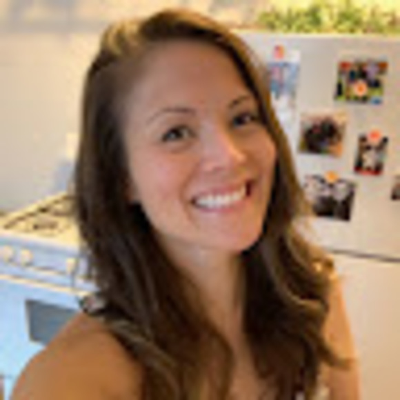 Profile Picture of Monica Scherer (@mscherer2885) on Poshmark