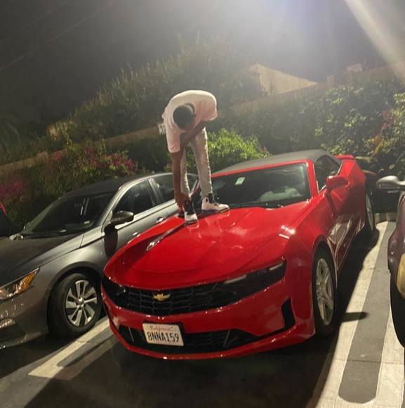 Profile Picture of Julio Julio (@llab565) on Poshmark