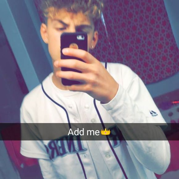 Profile Picture of Koren Petrozzi (@swaggyp27) on Poshmark