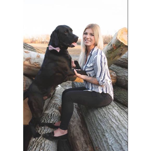 Profile Picture of Jess Fraser (@jessicafraser2) on Poshmark