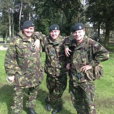 Profile Picture of James Denison (@commandocarrot) on Twitter