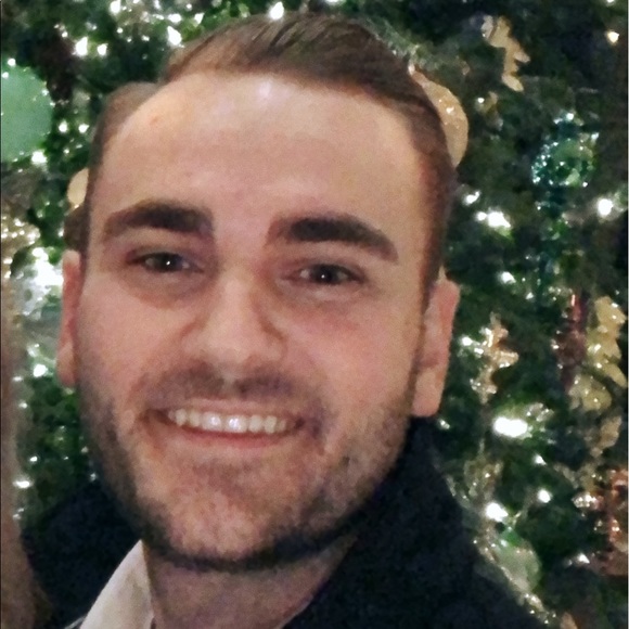 Profile Picture of Jake Gallagher (@jake_gallagher) on Poshmark