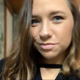 Profile Picture of Alyssa Larsen (@alyssa23larsen) on Pinterest
