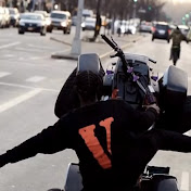 Profile Picture of Wade Warren (@headshxt-756) on Youtube