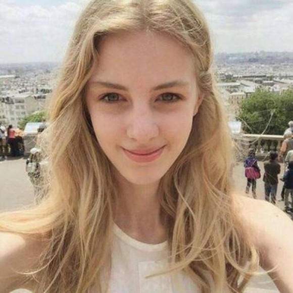 Profile Picture of Adriana Maresma (@jairoausinghal) on Poshmark