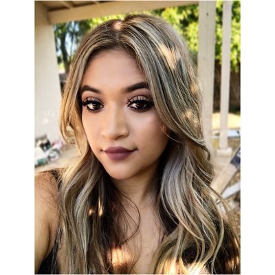 Profile Picture of 𝒜𝒷𝒾𝑔𝒶𝒾𝓁 𝐹𝓁𝑜𝓇𝑒𝓈𓃠 (@abigail_venegas) on Twitter