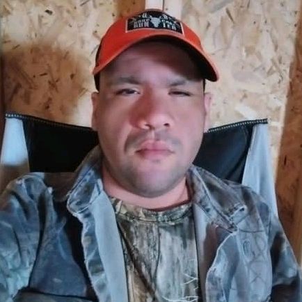 Profile Picture of James (@jamesbellon) on Tiktok