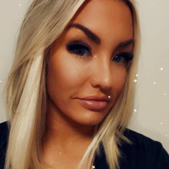 Jessica Smithen - Poshmark Profile Picture of Jessica Smithen (@smithenj) on Poshmark