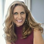 Profile Picture of Bonnie Wolfe (@wolferealty) on Instagram