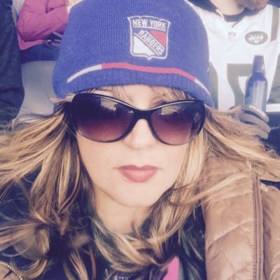 Profile Picture of Lisa DiMeglio Calder (@LisaBkNY1) on Twitter