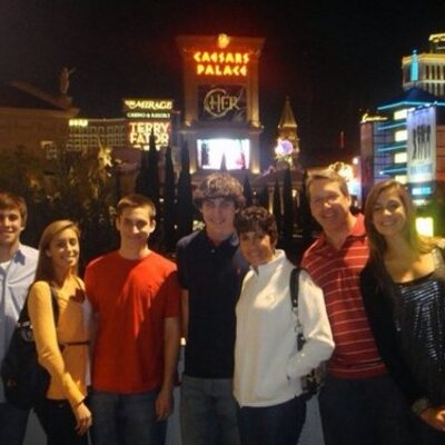 Profile Picture of John Andress (@@jpopfive) on Twitter