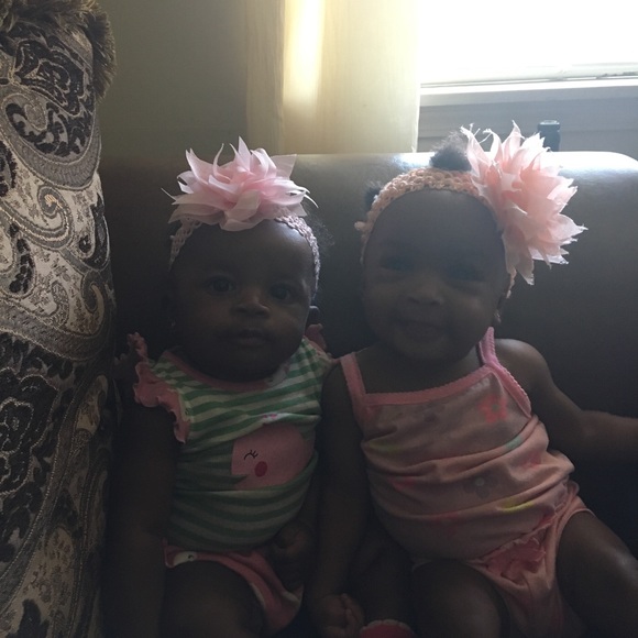 Profile Picture of Ivory Moore (@ivory87482) on Poshmark