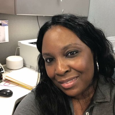 Profile Picture of Lela Howard (@LelaHoward18) on Twitter