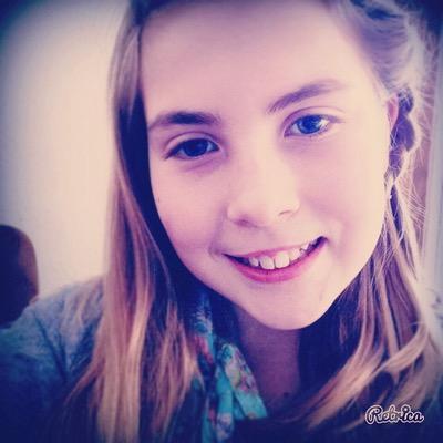 Profile Picture of Elizabeth Jewell (@elizabeth_10271) on Twitter