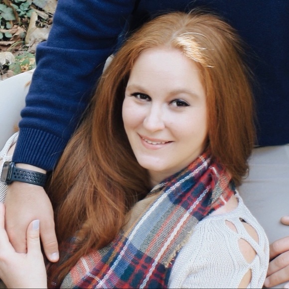 Siearah Ellenberger - Poshmark Profile Picture of Siearah Ellenberger (@siearah12) on Poshmark