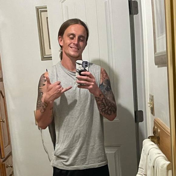 Profile Picture of Kevin Lafferty (@kevinlafferty) on Poshmark