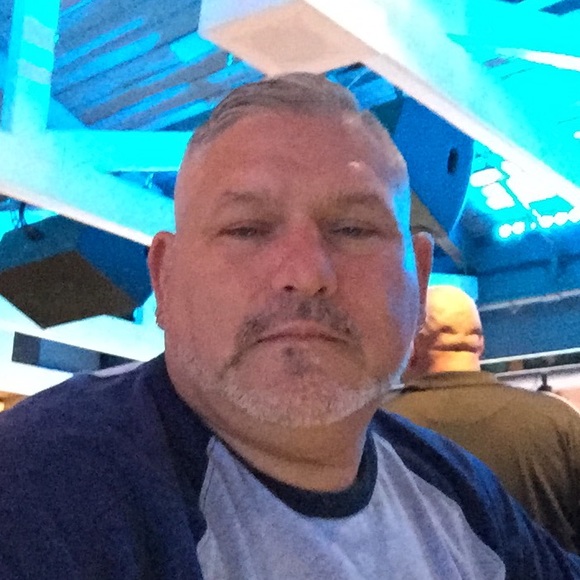 Profile Picture of Jeff Jacoby (@doubl3j) on Poshmark