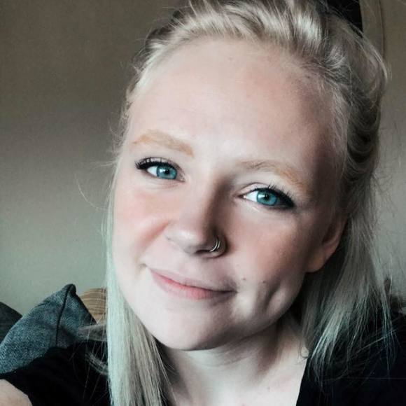 Profile Picture of Kaycie Osterday (@kaycieosterday) on Poshmark