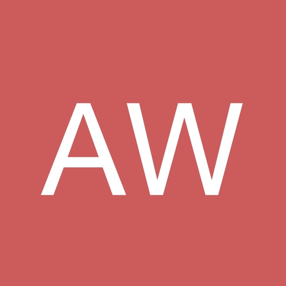 Profile Picture of Ava Wasserstein (@avawasserstein) on Poshmark