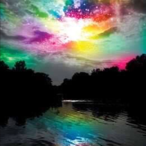 Profile Picture of David Lentz (@davhi) on Poshmark