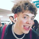 Profile Picture of grace (@zach_herron_is_my_baby) on Instagram