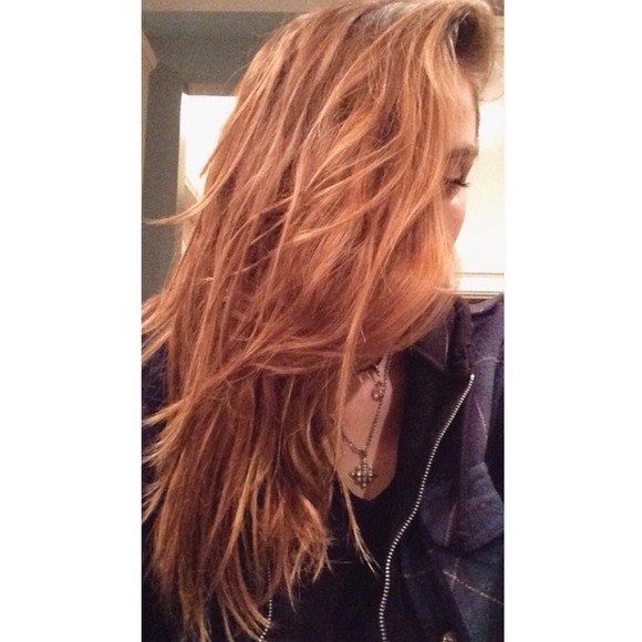 Profile Picture of Emerson Antcliff (@emerrsonnn) on Poshmark