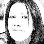 Profile Picture of Suzanne Roach (@suzanne.roach) on Instagram