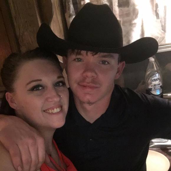 Profile Picture of Kymberly Bates (@blueeyes2216) on Poshmark