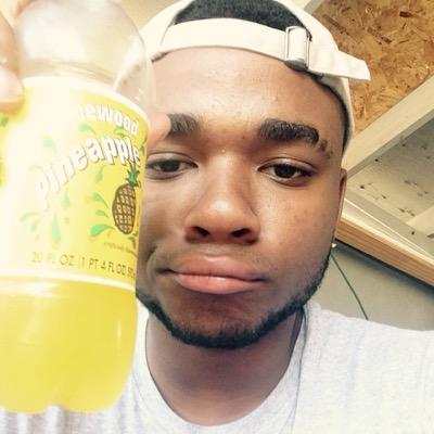 Profile Picture of Joseph Mayfield (@HuniorPapi) on Twitter