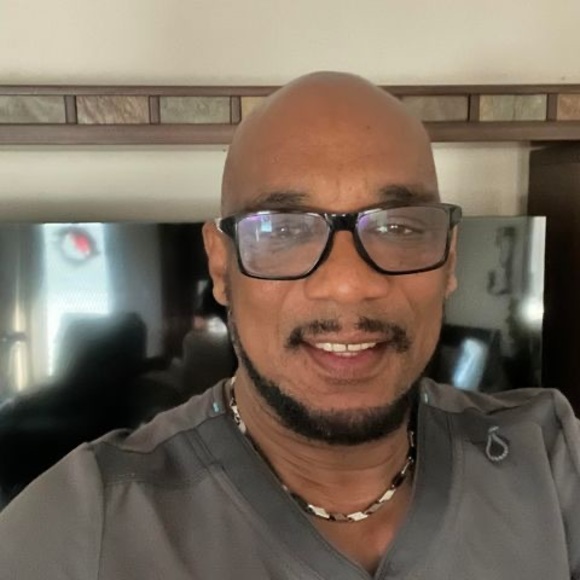 Profile Picture of Richard Fenton (@richardfenton26) on Poshmark