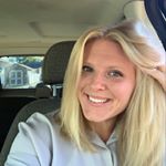 Profile Picture of Lori Oster (@loriosterhomes) on Instagram